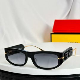 Picture of Fendi Sunglasses _SKUfw57302947fw